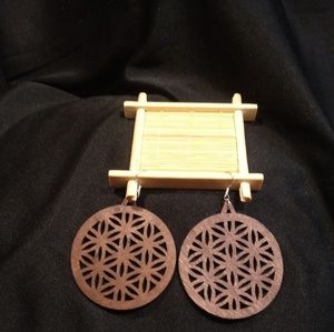 🎆🆕🎆$5 bundled 💎 Wooden Earrings
